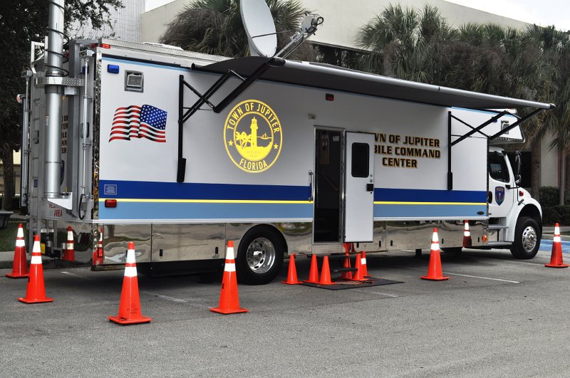 DSC_0019.jpg - Jupiter Police Department's Mobile Command Center.