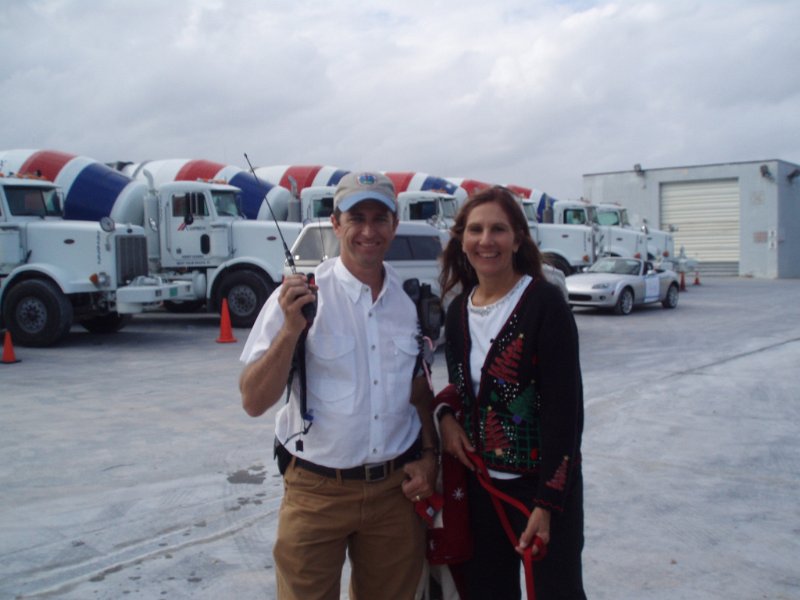 PC140244.JPG - Kevin-W4JKJ and Karen Golonka-Mayor Jupiter, Florida at the Jupiter Holiday Parade.