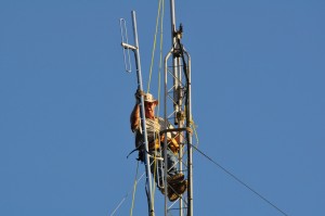 K4NBC Installing New Antenna 01